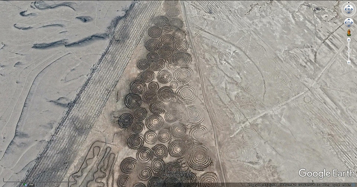 “Nazca” geoglyph-type patterns/lines and ruins in the Kalahari Desert